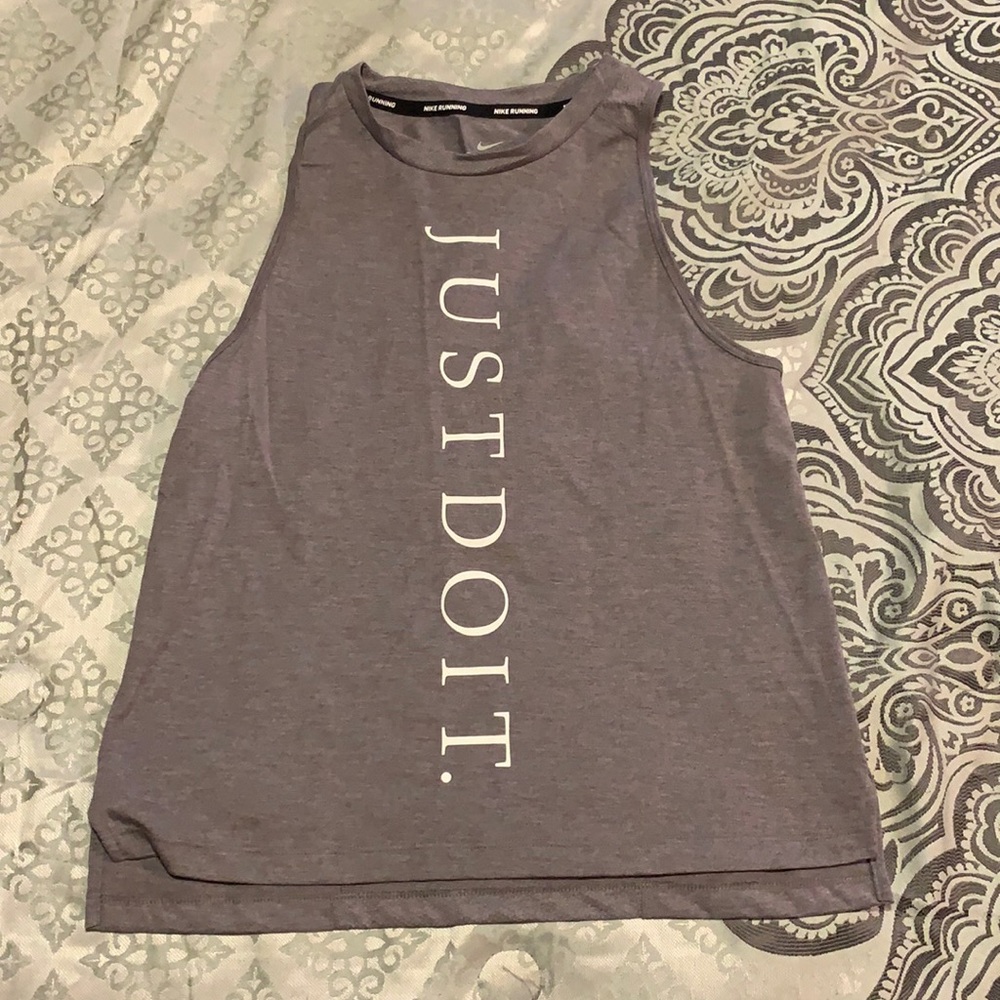 Nike workout tank top